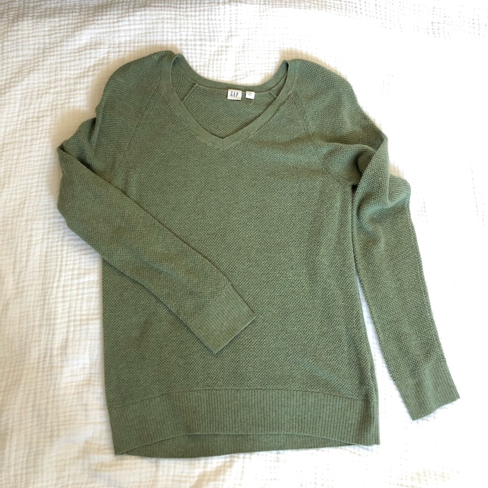 Gap Sweater